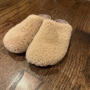 Jenny Kayne Shearling Moc size 38